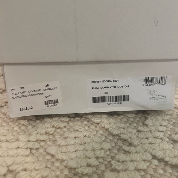 Basically NWB Silver Espadrilles - Picture 2 of 5